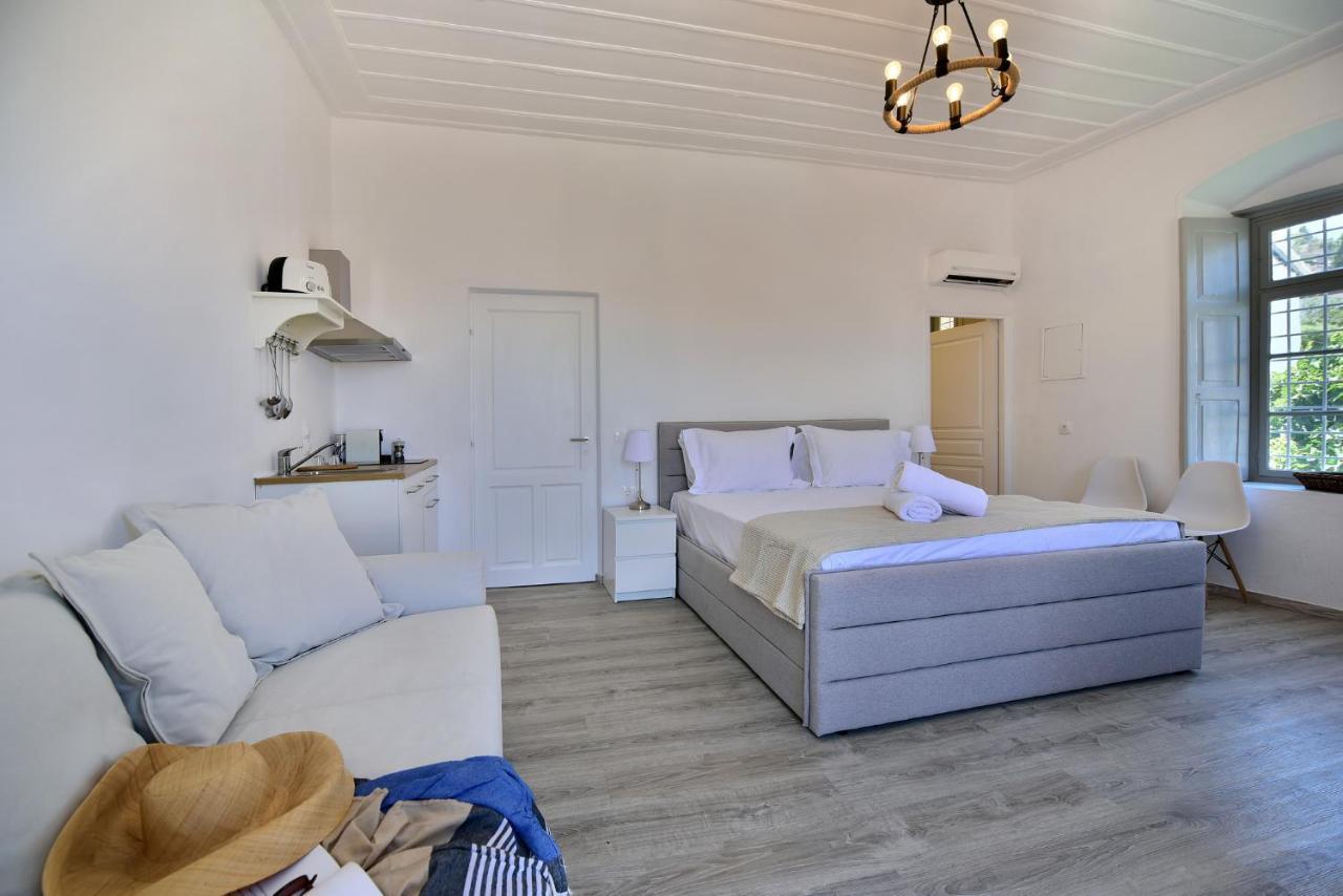 Hydra Art Suites Bagian luar foto