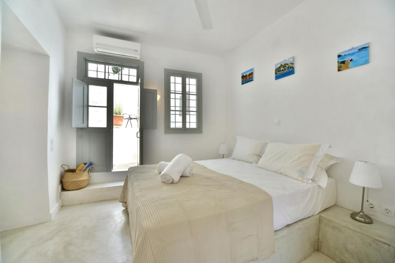 Hydra Art Suites Bagian luar foto