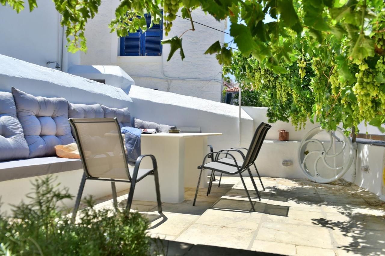 Hydra Art Suites Bagian luar foto