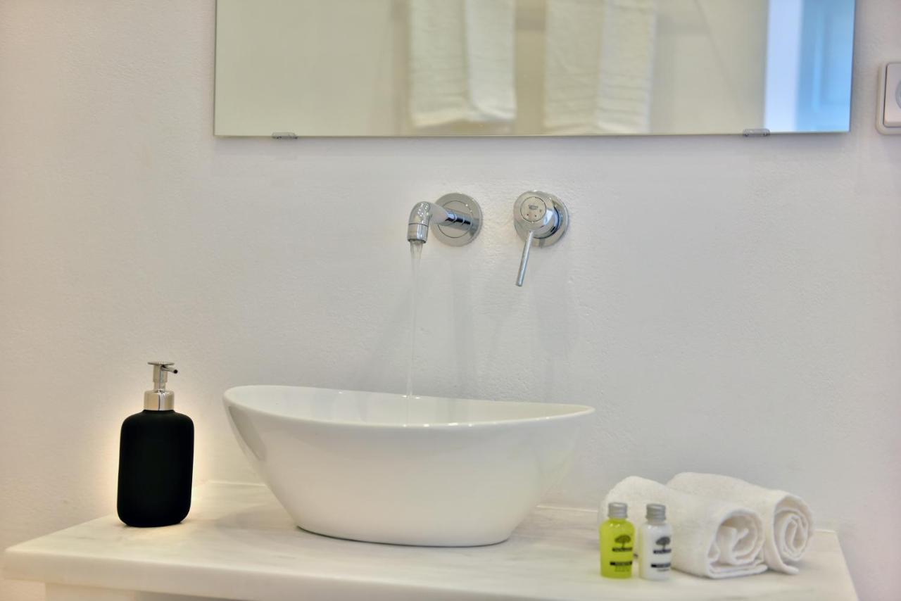 Hydra Art Suites Bagian luar foto